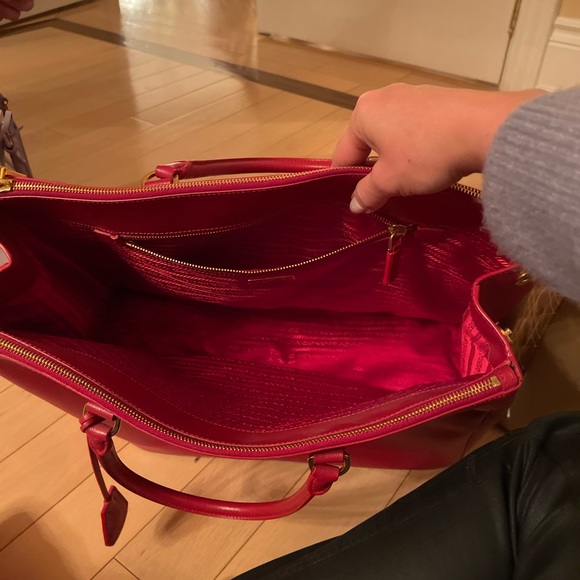 Authentic Prada office bag - Picture 2 of 2